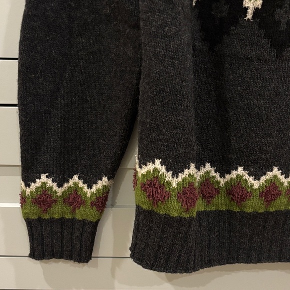 Weekend Max Mara Black and Green Patterned Sweater - Picture 2 of 5